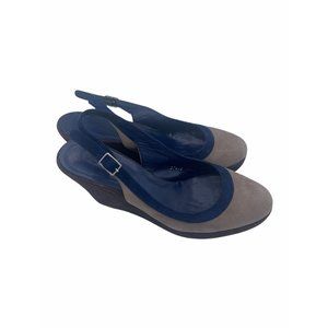 Boden Size 39 (US Size 8) Dark Blue & Beige Leather Slingback Wedges